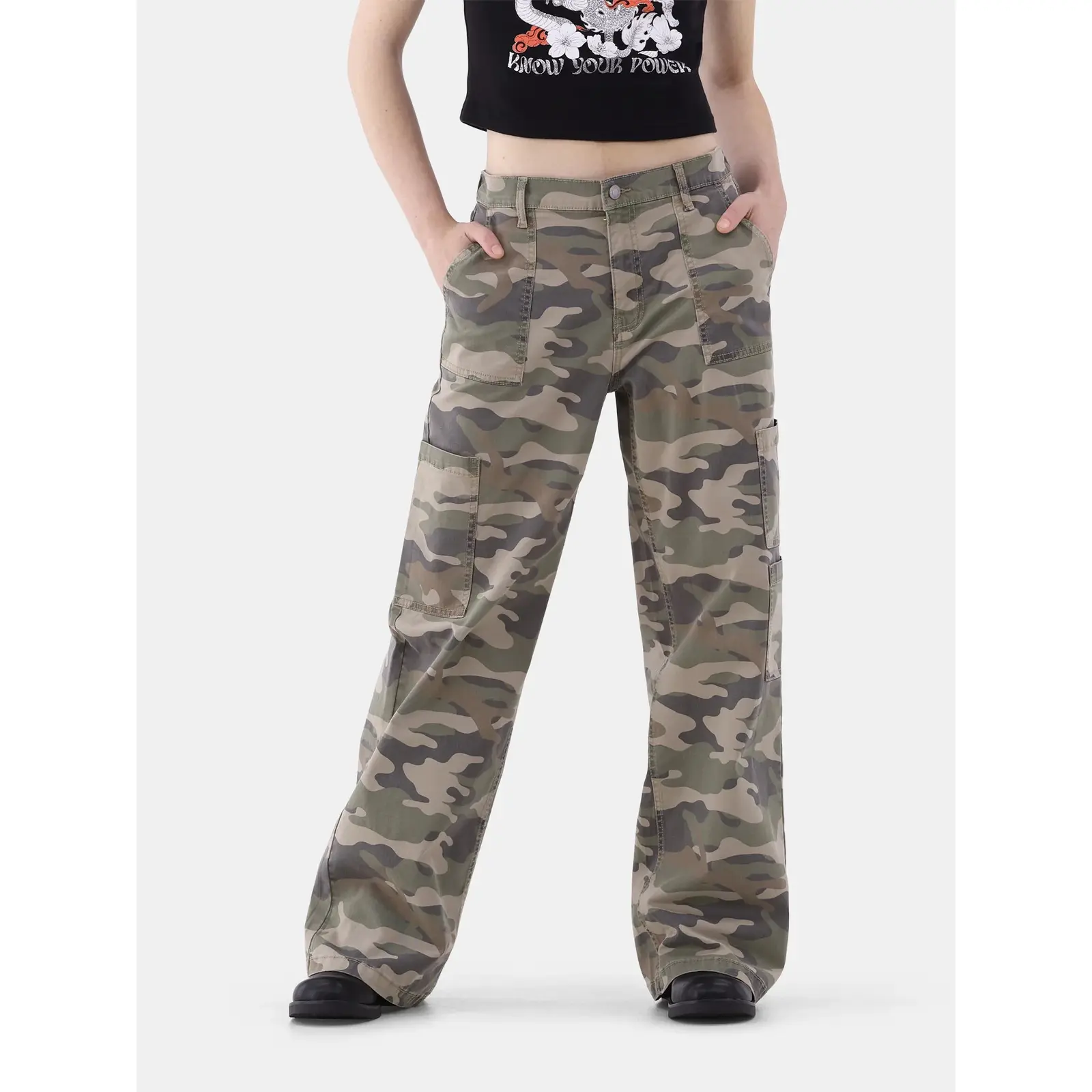 No Boundaries Wide Leg Cargo Pants