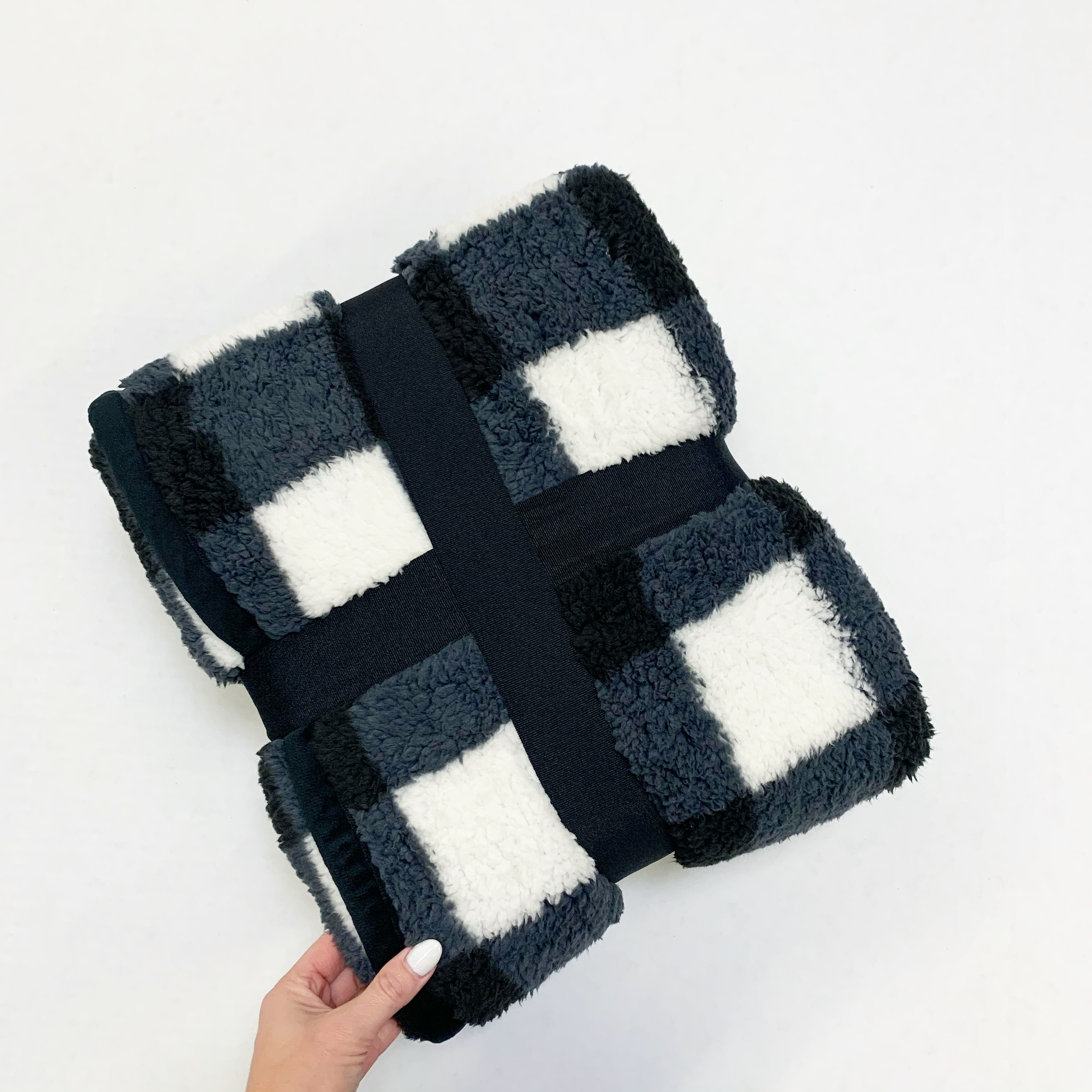 Better Homes and Gardens Sherpa Throw Blanket