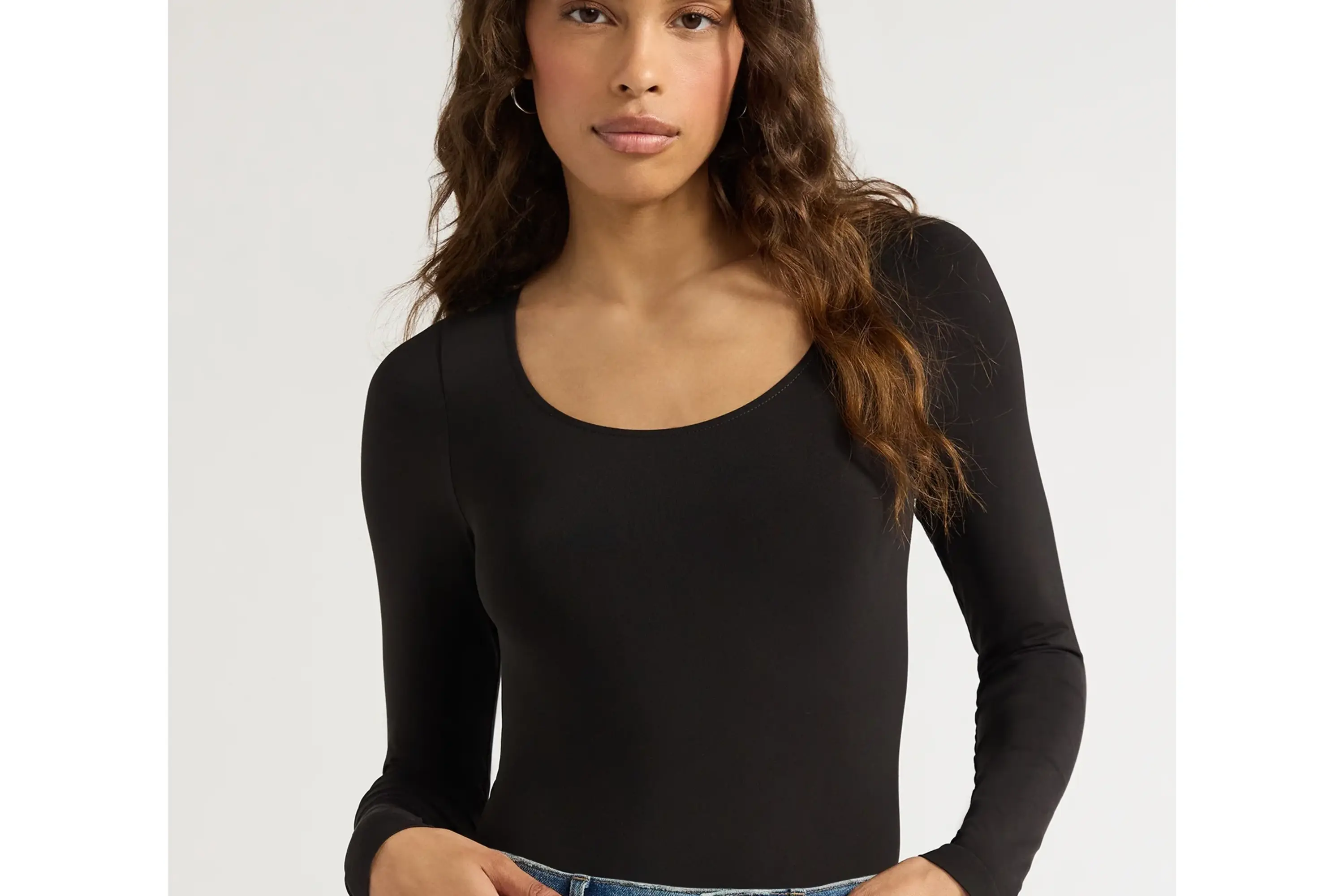 Sofia Jeans Women's Seamlessly Smoothing Scoop Neck Bodysuit, Sizes XS-2XL