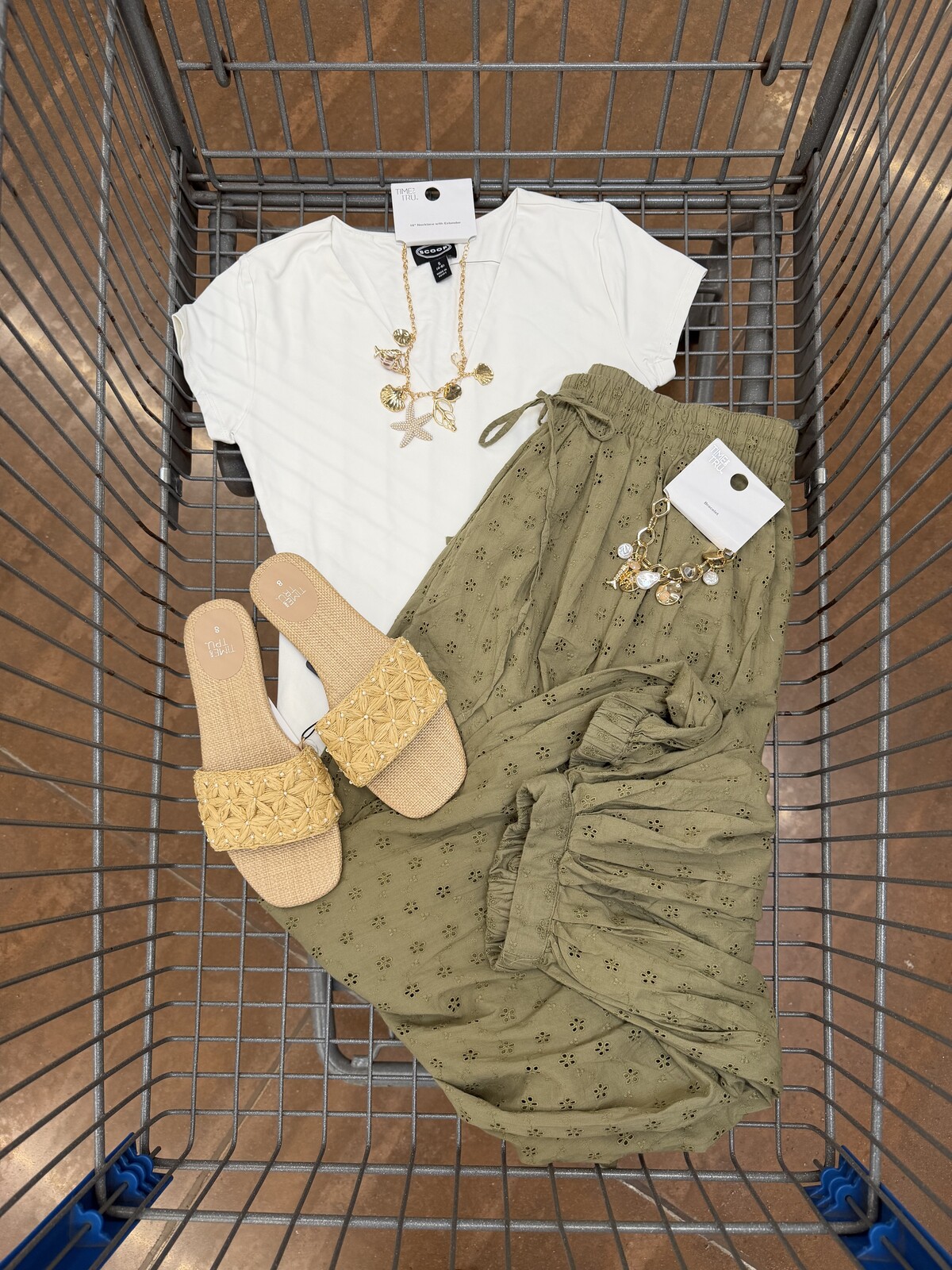 Scoop Tee & Harem Pant Outfit Idea